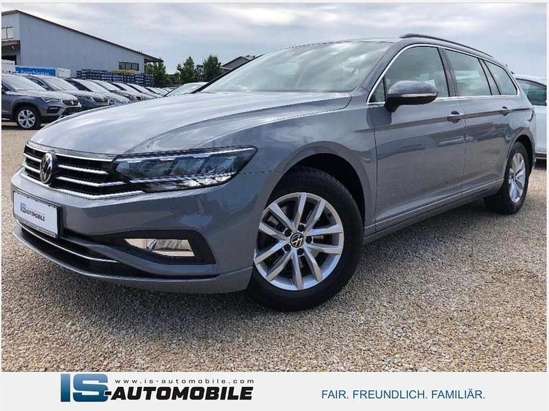 Mondsteingrau Gebraucht 2022 VW Passat Business Kombi | 24.999 € (Guter Preis) - Bild 1/4