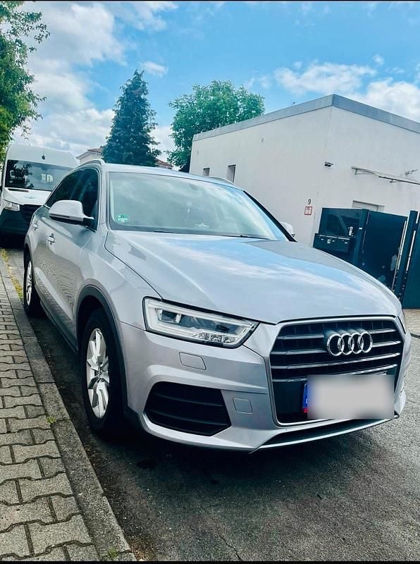 Gebraucht Audi Q3 Design 150 PS (110 kW) 2016 Grau SUV
