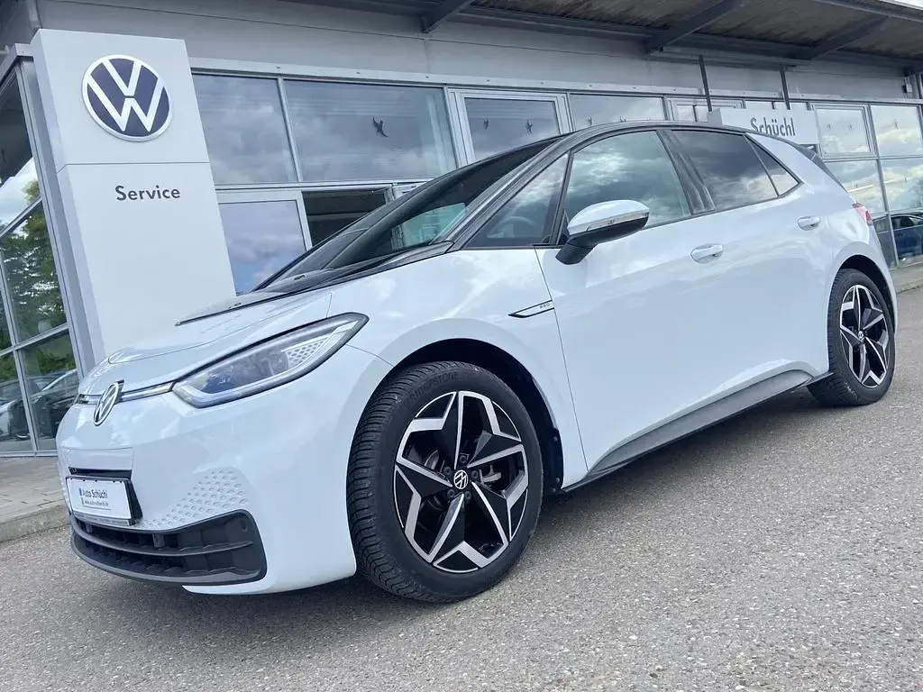 Gebraucht VW ID.3 Pro Performance 150 kW (204 PS) 2022 Weiß Kleinwagen