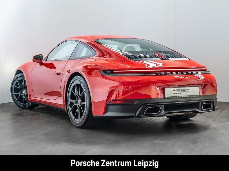 Gebraucht Porsche 911 Carrera 394 PS (289 kW) 2024 Rot Coupé