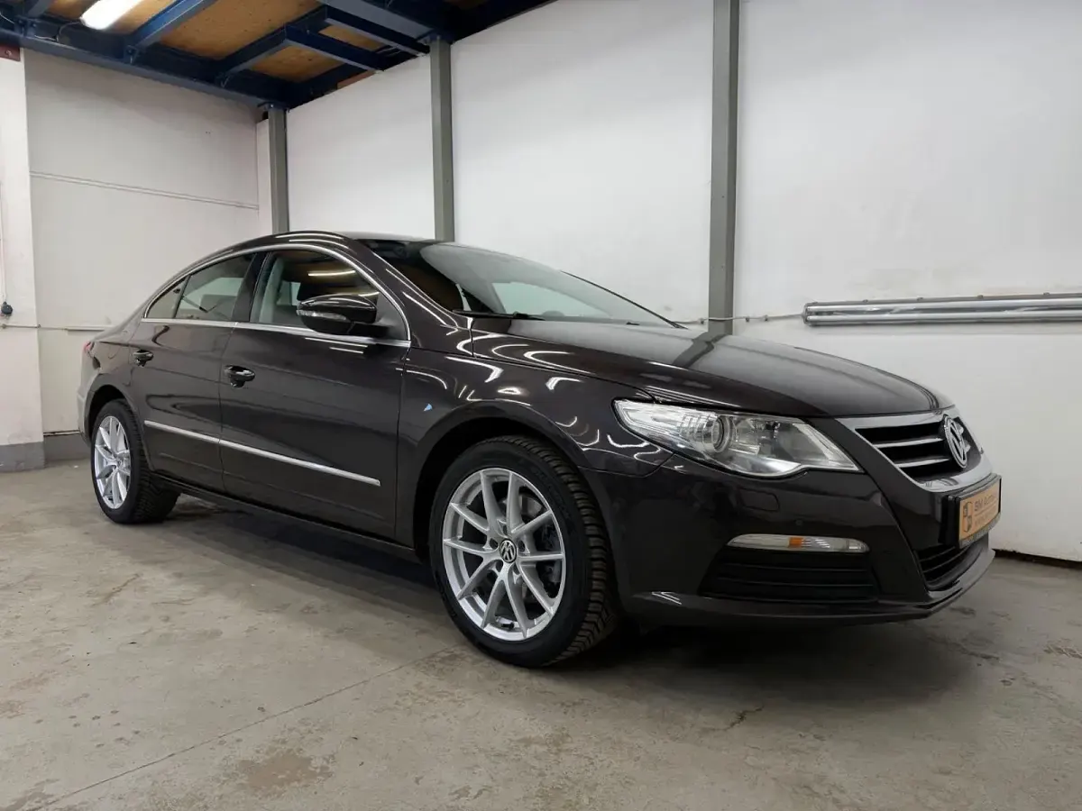 Gebraucht VW Passat 160 PS (117 kW) 2010 Schwarz Limousine