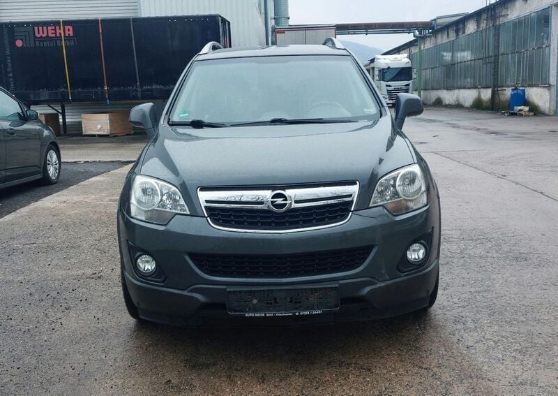 Grau Gebraucht 2011 Opel Antara Cosmo SUV | 3.500 € (Fairer Preis) - Bild 1/4