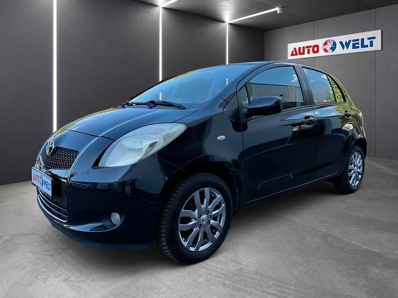 Schwarz Gebraucht 2009 Toyota Yaris Sol Limousine | 5.490 € (Etwas zu teuer) - Bild 1/4
