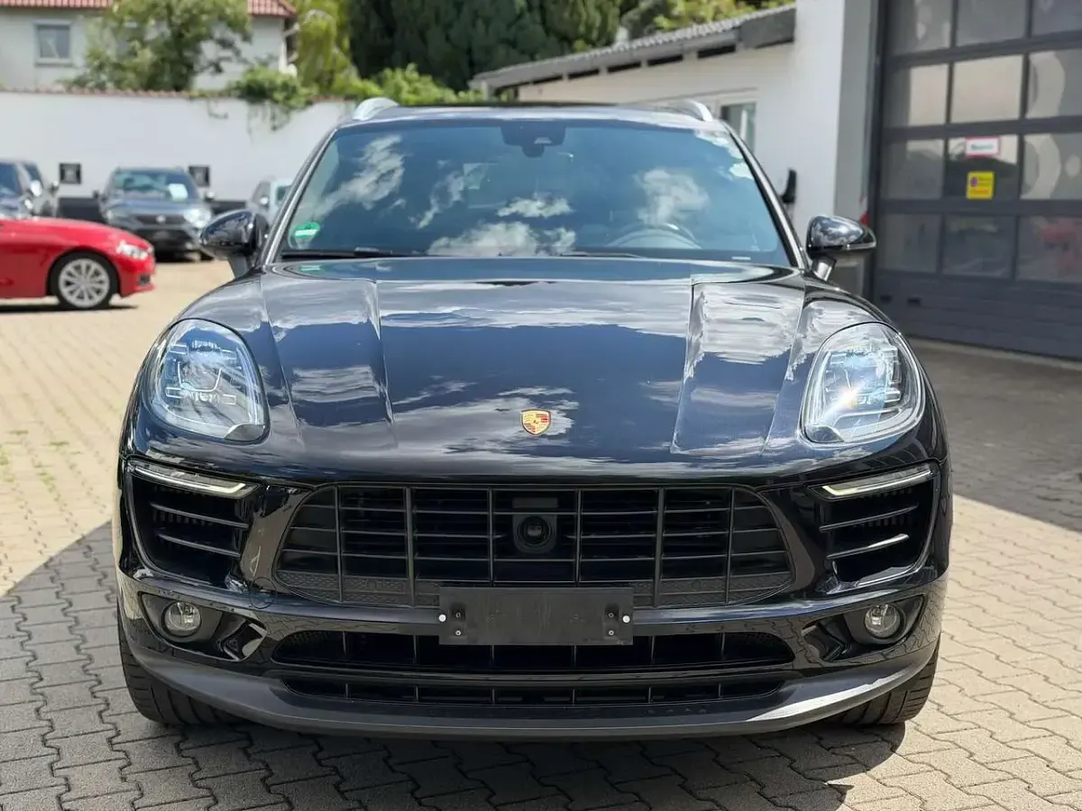 Gebraucht Porsche Macan S 340 PS (250 kW) 2018 Tiefschwarzmetallic SUV