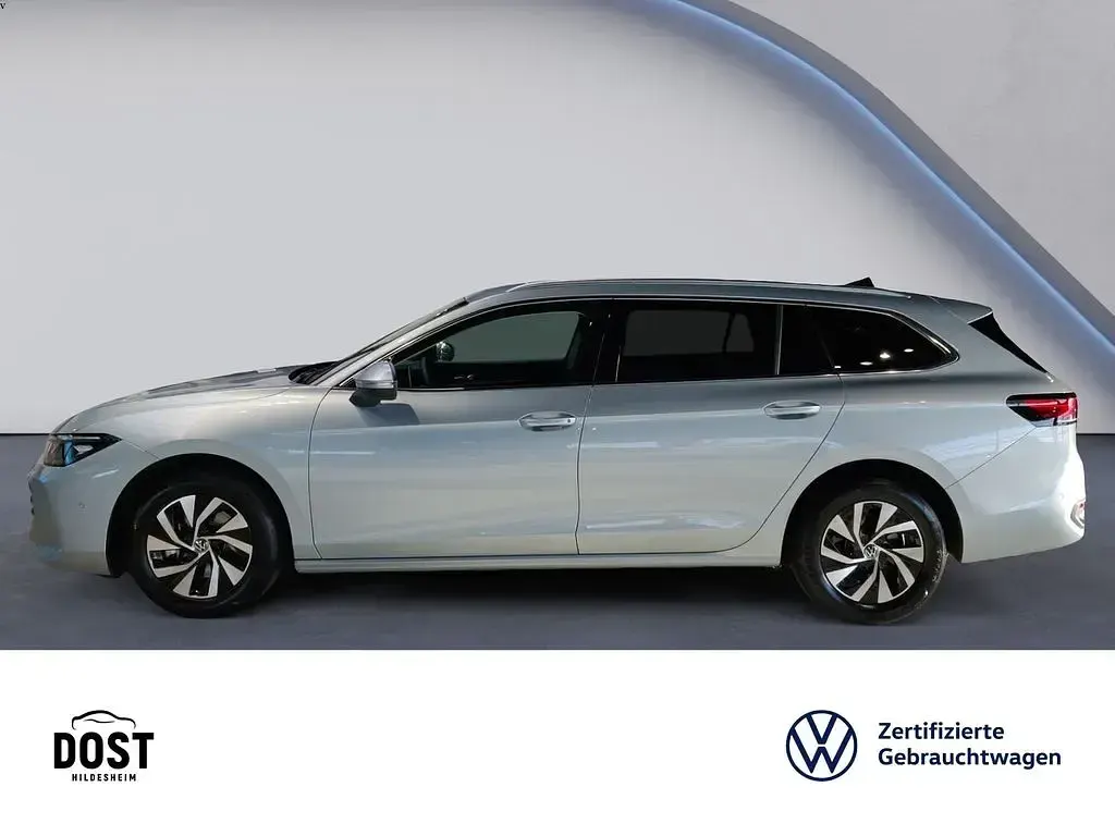 Gebraucht VW Passat Business 150 PS (110 kW) 2025 Silber Kombi