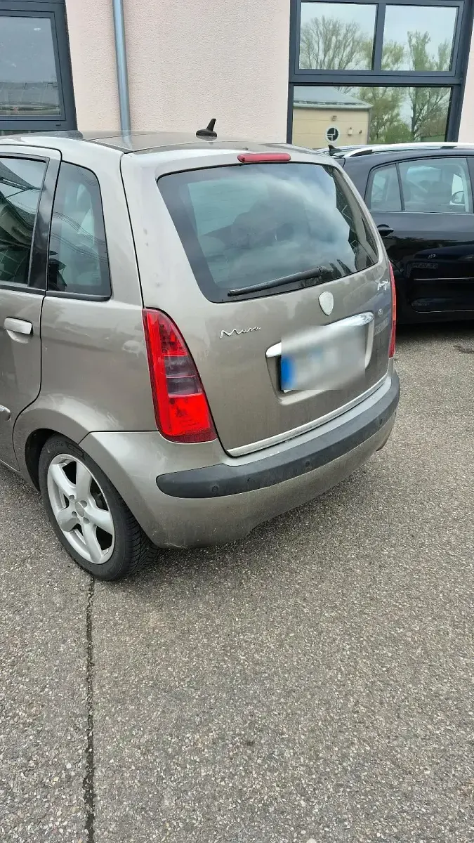 Gebraucht Lancia Musa 105 PS (77 kW) 2005 Gold Van / Kleinbus