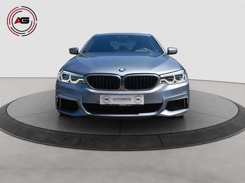 Gebraucht BMW 550 462 PS (339 kW) 2017 Blau Limousine