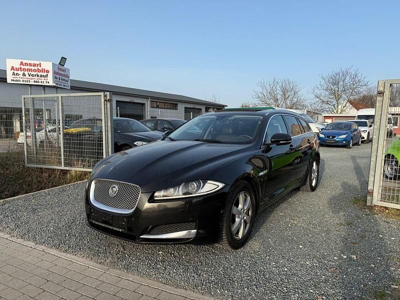 Gebraucht Jaguar XF Sportbrake 200 PS (147 kW) 2013 Santorini/ultimate black Kombi
