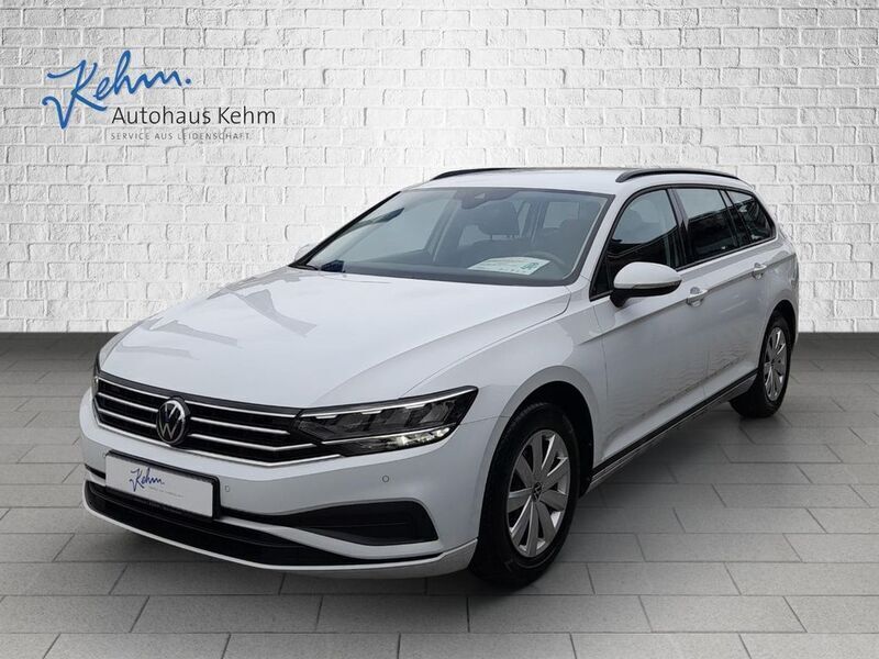 Weiß Gebraucht 2022 VW Passat Conceptline Kombi | 19.890 € (Guter Preis) - Bild 1/4