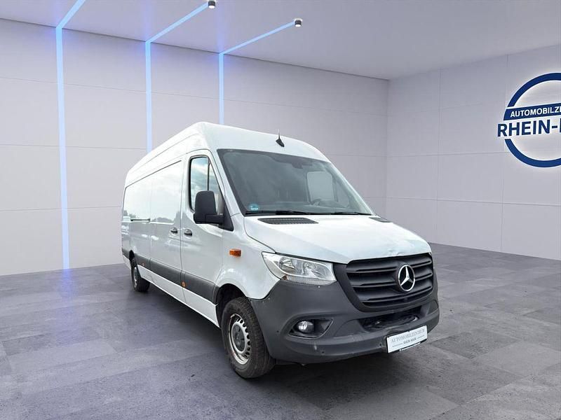 Arktikweiss Gebraucht 2023 Mercedes Sprinter Van | 23.491 € - Bild 1/4