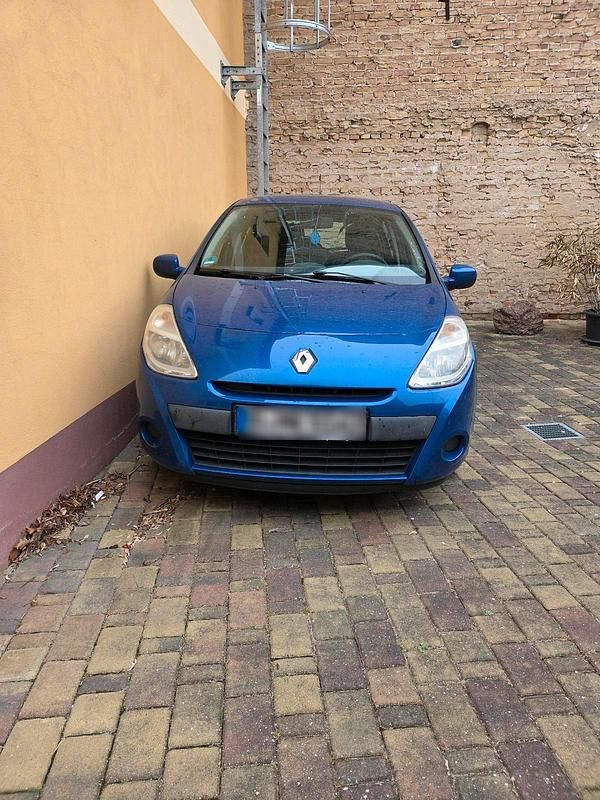 Gebraucht Renault Clio II 75 PS (55 kW) 2010 Blau Kleinwagen