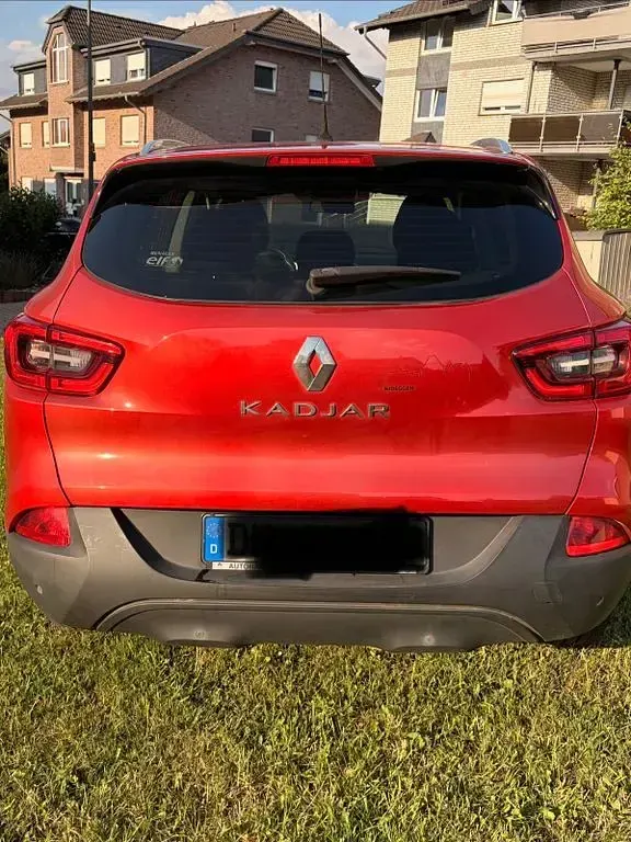 Gebraucht Renault Kadjar Experience 131 PS (96 kW) 2016 Rot SUV