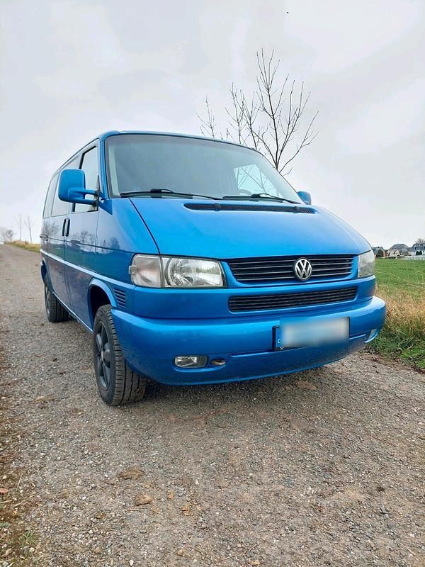 Gebraucht VW Multivan 151 PS (111 kW) 1999 Blau Van