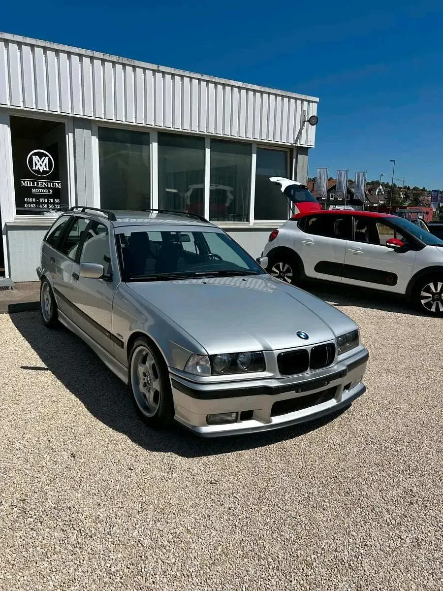 Gebraucht BMW 323 M Sport 170 PS (125 kW) 1999 Silber Kombi