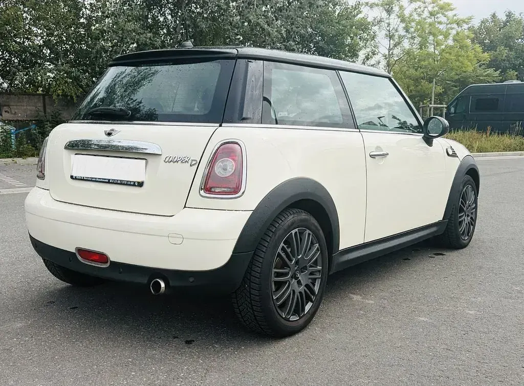 Gebraucht Mini Cooper 109 PS (80 kW) 2009 Weiß Kleinwagen