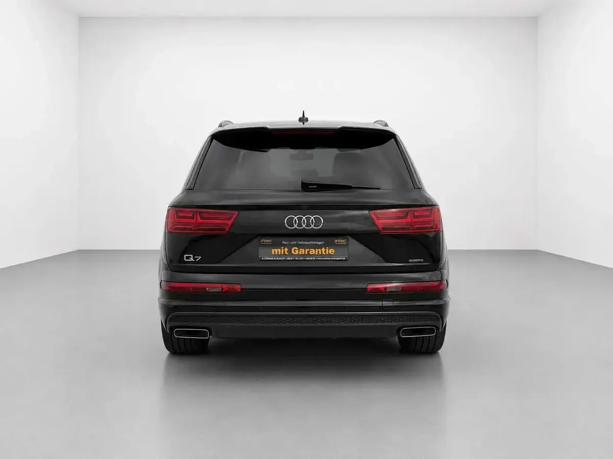 Gebraucht Audi Q7 S-line plus 272 PS (200 kW) 2017 Orcaschwarz metallic SUV