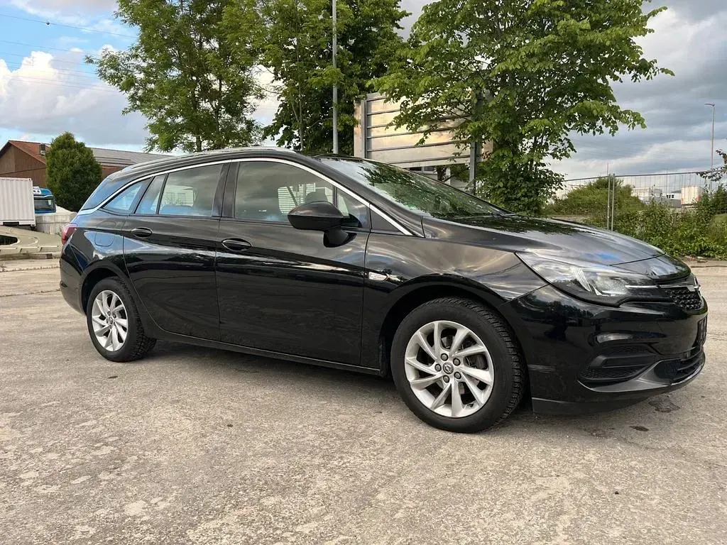 Gebraucht Opel Astra Ultimate 122 PS (89 kW) 2021 Schwarz Kombi