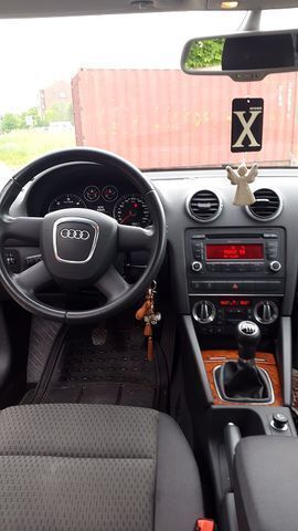 Gebraucht Audi A3 Sportback Ambiente 190 PS (139 kW) 2010 Rot metallic Kleinwagen