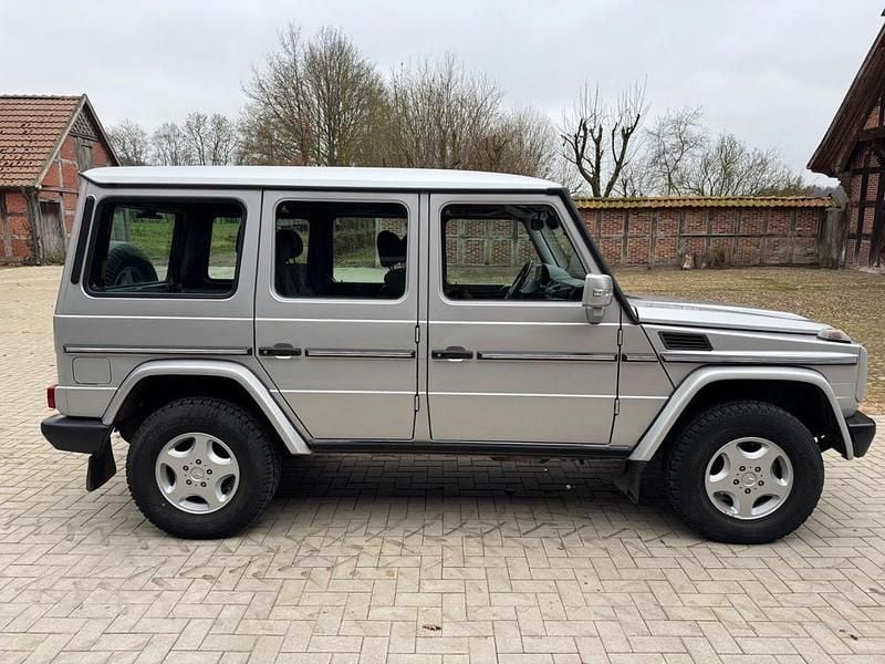 Silber Gebraucht 2002 Mercedes G270 SUV | 37.000 € - Bild 1/4