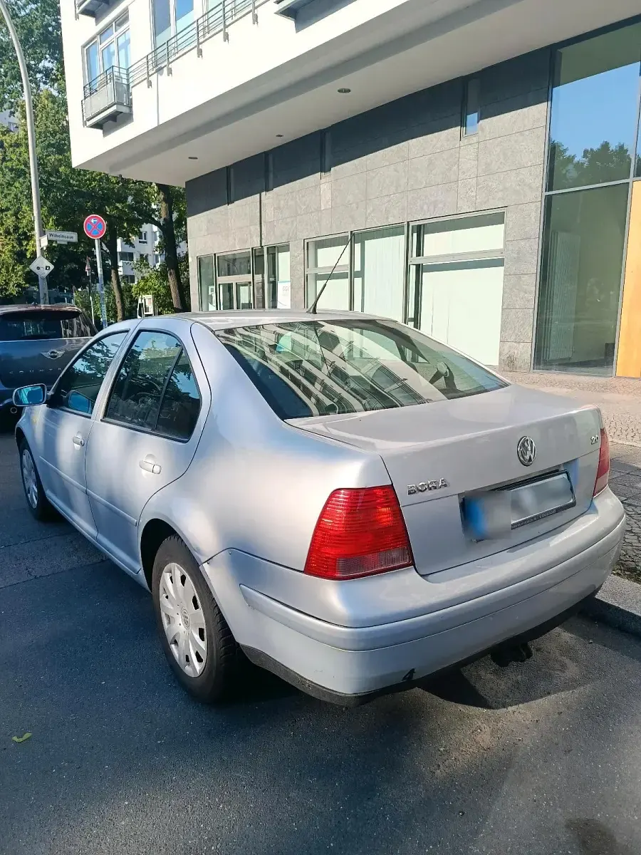 Gebraucht VW Bora Trendline 115 PS (84 kW) 1998 Silber Limousine