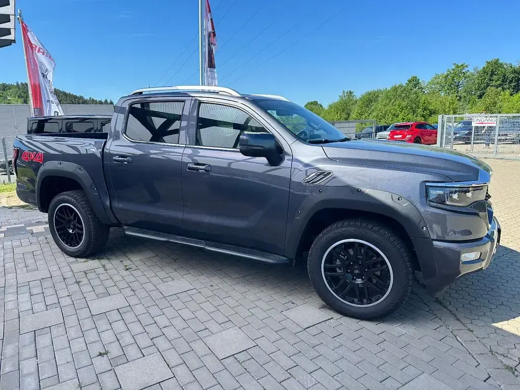 Gebraucht Foton 4 173 PS (127 kW) 2026 Grau Pickup
