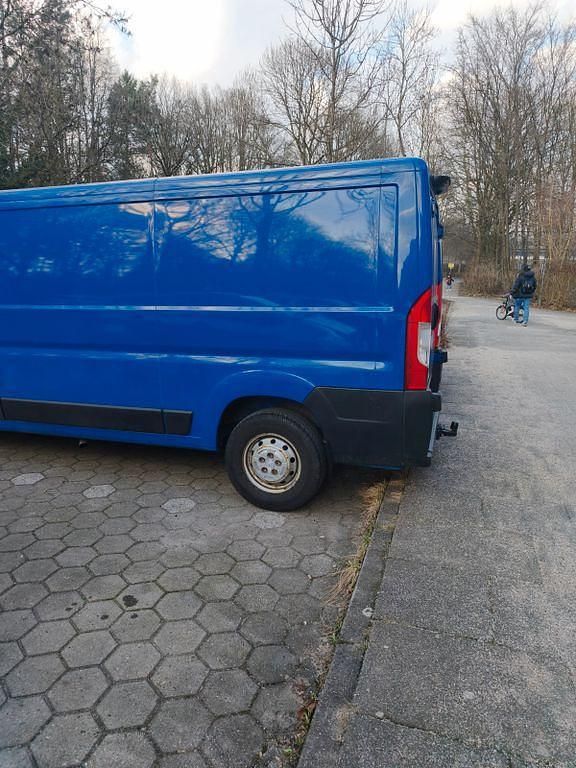 Gebraucht Peugeot Boxer 140 PS (102 kW) 2021 Blau Van