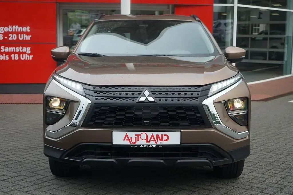 Gebraucht Mitsubishi Eclipse Cross Basis 188 PS (138 kW) 2022 Braun SUV