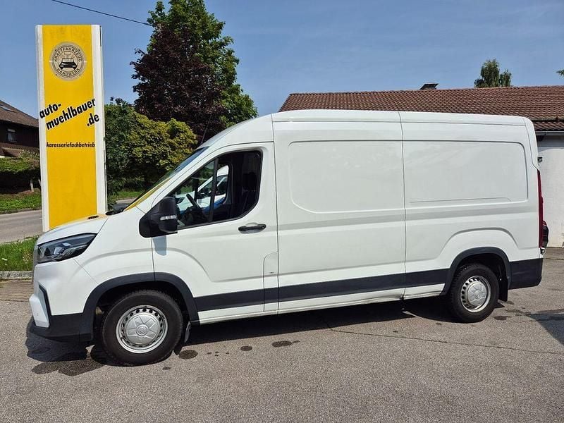 Weiß Gebraucht 2023 Maxus V90 Van | 13.700 € (Superpreis) - Bild 1/4