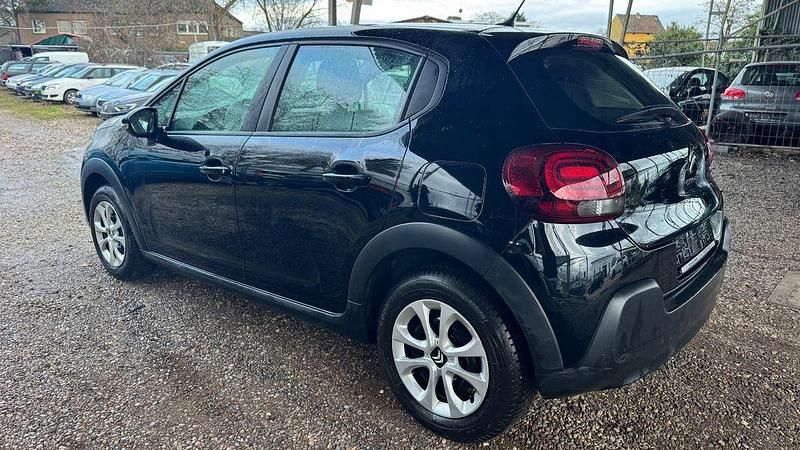 Gebraucht Citroën C3 Feel 83 PS (61 kW) 2019 Schwarz Kleinwagen