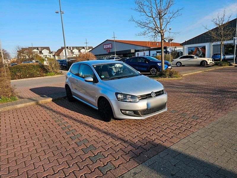 Gebraucht VW Polo Highline 90 PS (66 kW) 2010 Silber Kleinwagen