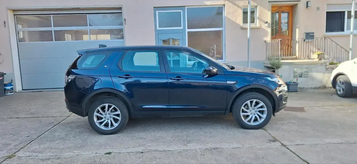 Gebraucht Land Rover Discovery Sport 150 PS (110 kW) 2017 Blau SUV