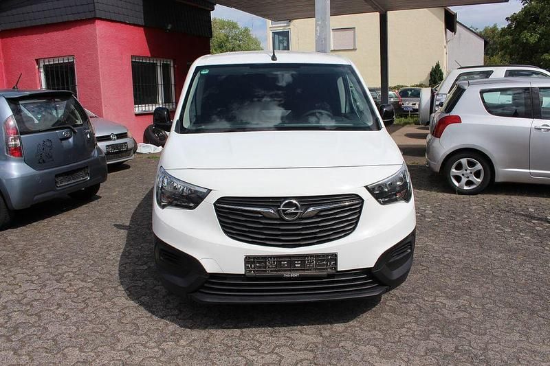 Gebraucht Opel Combo Edition 102 PS (75 kW) 2022 Weiß Van / Kleinbus