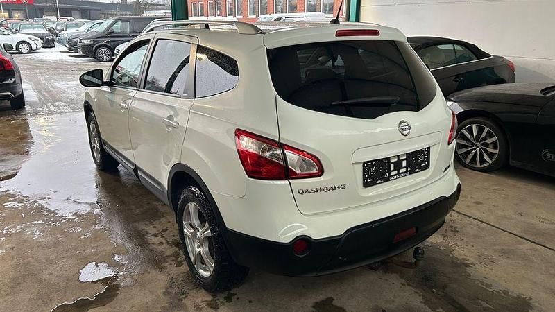 Gebraucht Nissan Qashqai +2 Acenta 131 PS (96 kW) 2012 Weiß SUV