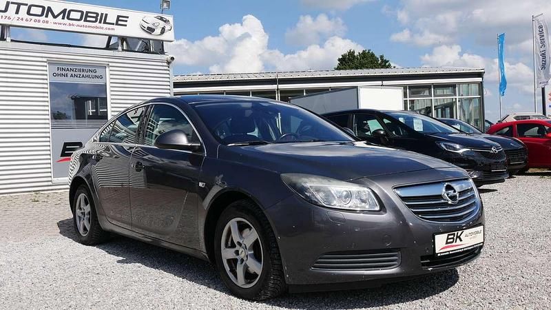 Gebraucht Opel Insignia 131 PS (96 kW) 2010 Grau Limousine