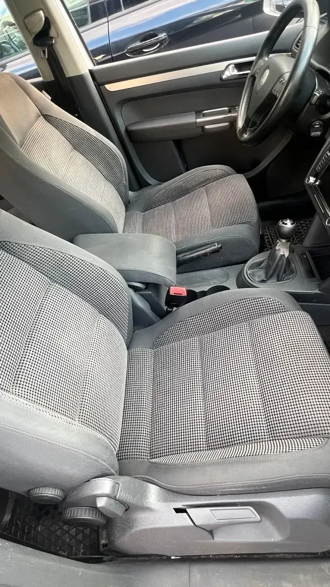 Gebraucht VW Touran 140 PS (102 kW) 2005 Grau Van / Kleinbus