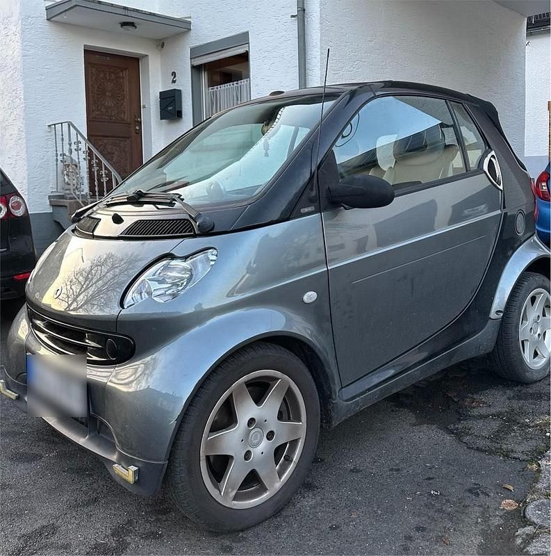 Grau Gebraucht 2005 Smart ForTwo Cabrio Cabrio | 1.700 € (Guter Preis) - Bild 1/4