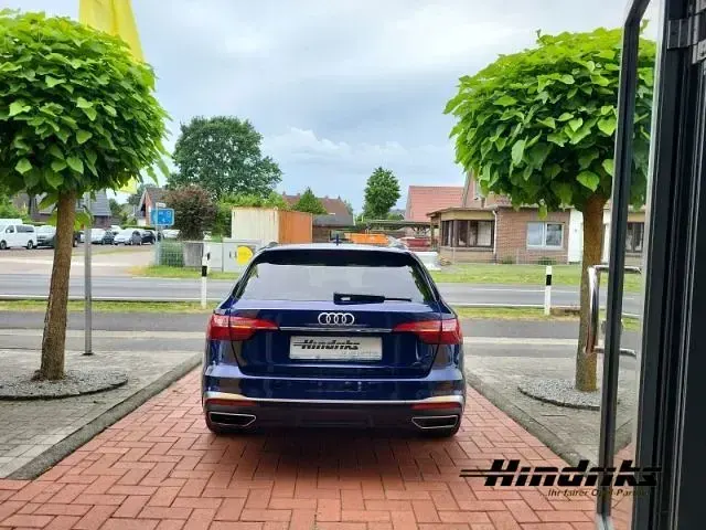Gebraucht Audi A4 S-Line 163 PS (119 kW) 2020 Blau Kombi