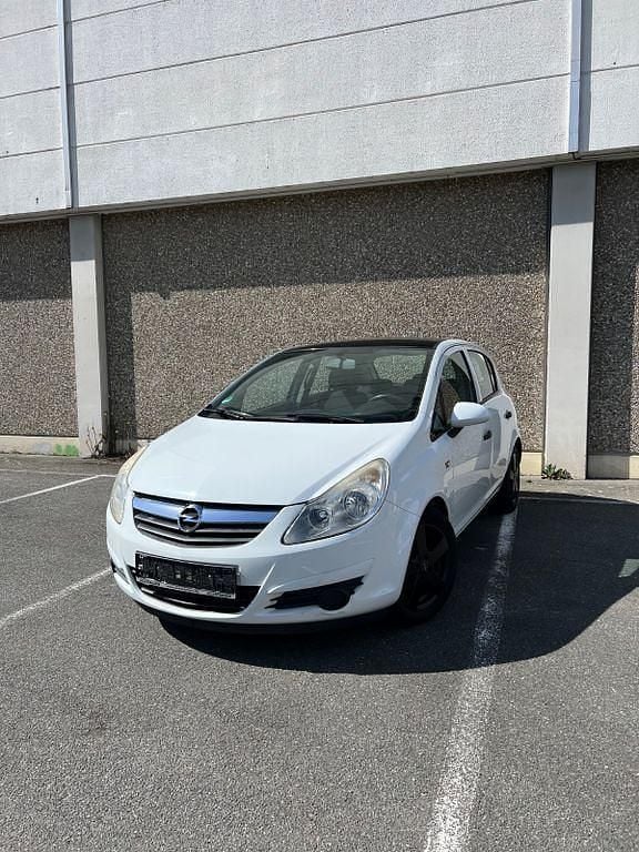 Gebraucht Opel Corsa Selection 70 PS (51 kW) 2010 Weiß Kleinwagen
