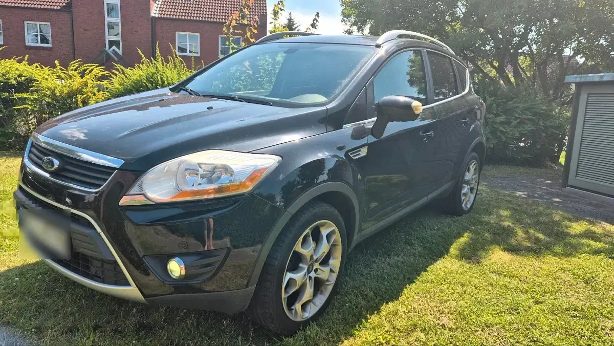 Gebraucht Ford Kuga 120 PS (88 kW) 2011 Schwarz SUV