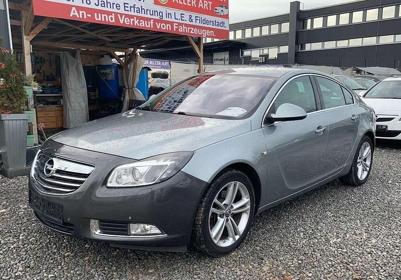 Silber Gebraucht 2012 Opel Insignia Edition Limousine | 3.500 € (Superpreis) - Bild 1/4