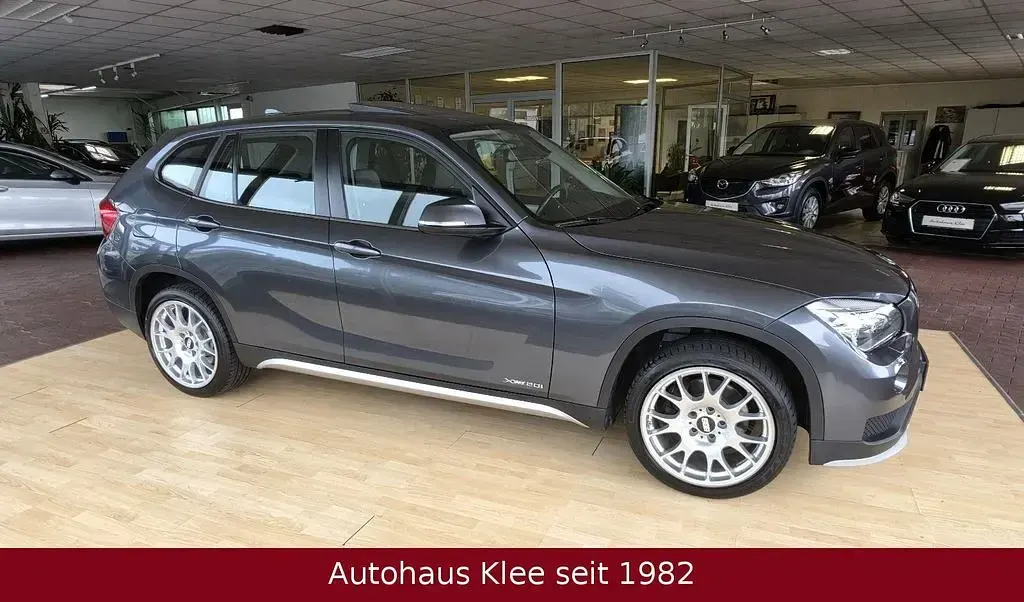Gebraucht BMW X1 Sport Line 184 PS (135 kW) 2015 Grau SUV
