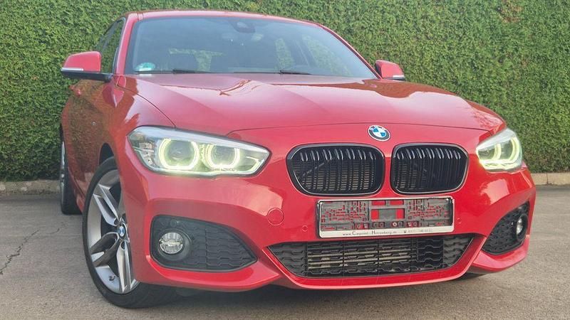 Rot Gebraucht 2017 BMW 125 M Sport Kleinwagen | 19.600 € (Guter Preis) - Bild 1/4