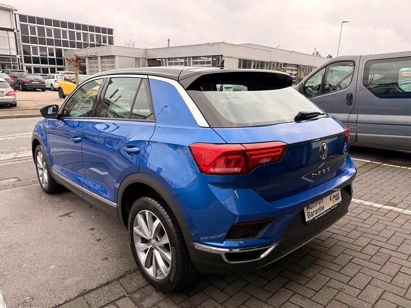 Gebraucht VW T-Roc 150 PS (110 kW) 2019 Blau SUV