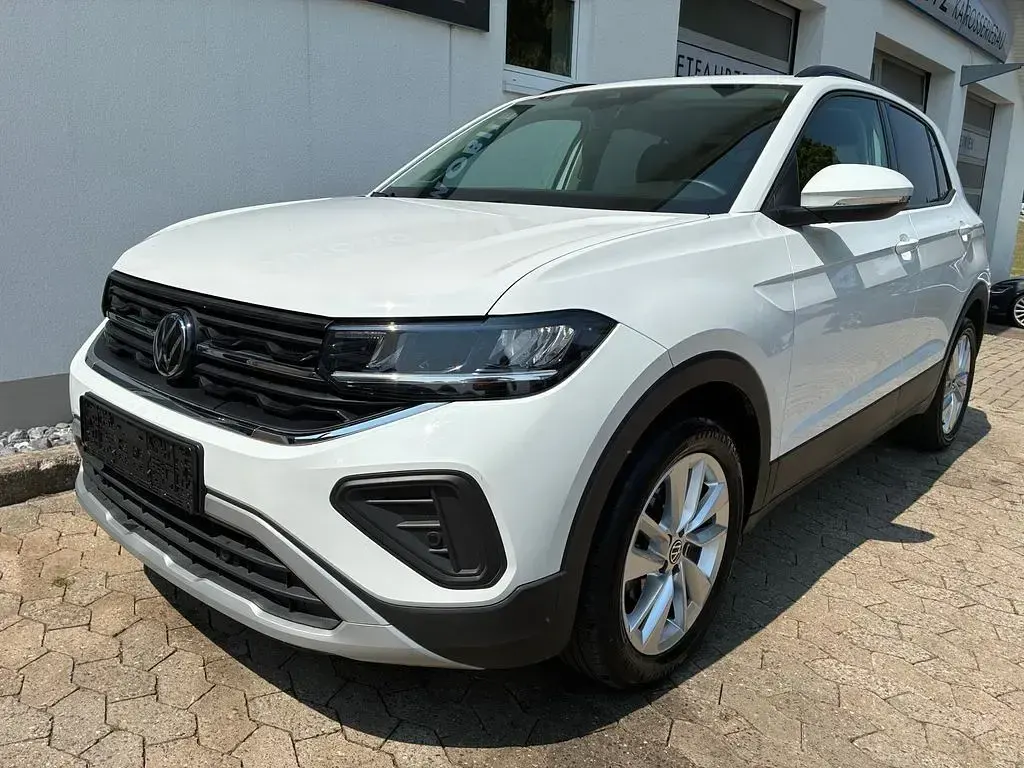 Gebraucht VW T-Cross Life 116 PS (85 kW) 2024 Pure white SUV