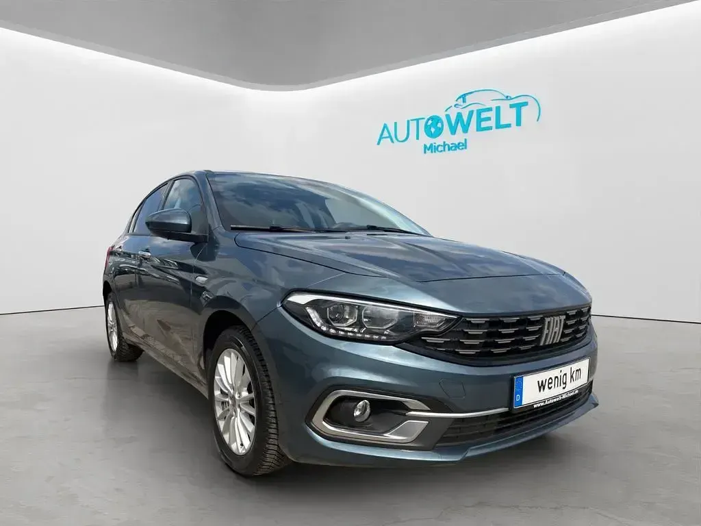 Gebraucht Fiat Tipo 101 PS (74 kW) 2022 Grau Limousine