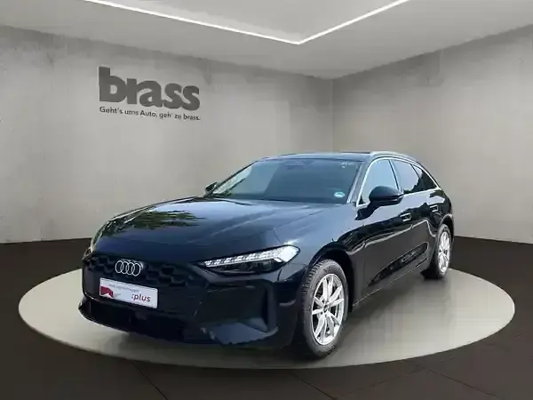 Gebraucht Audi A5 Basis 204 PS (150 kW) 2025 Mythosschwarz metallic Kombi