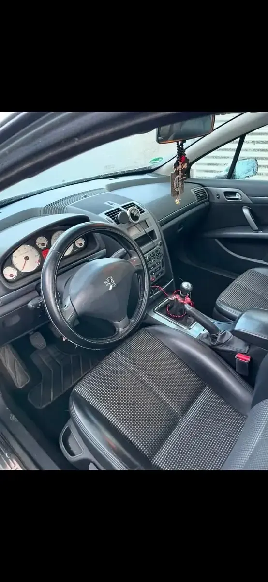 Gebraucht Peugeot 407 158 PS (116 kW) 2004 Grau Limousine