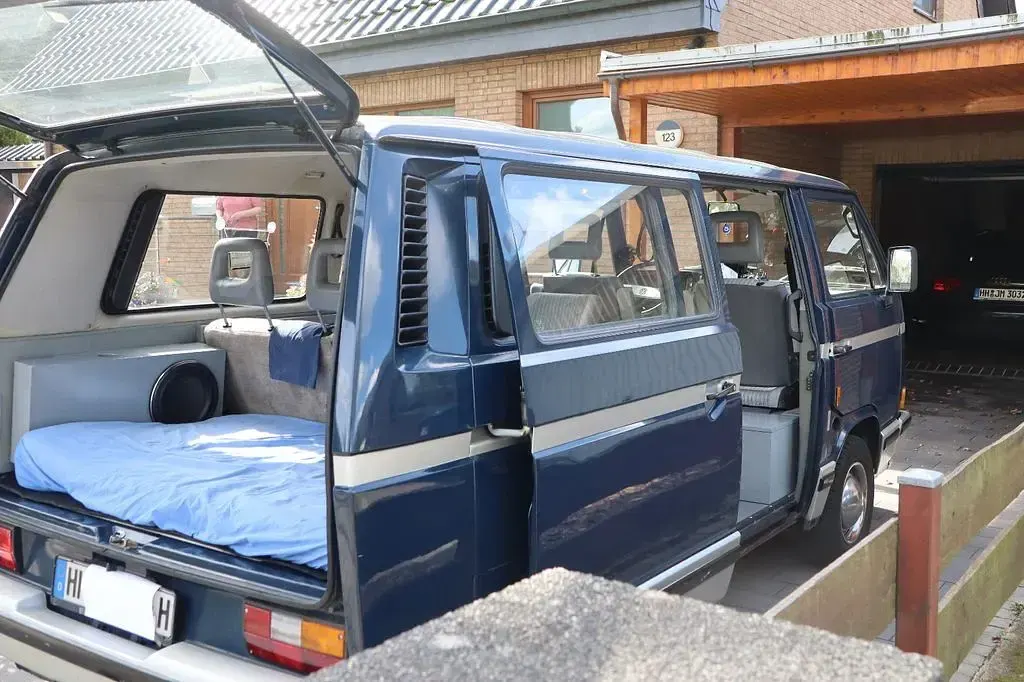 Gebraucht VW Multivan 95 PS (69 kW) 1988 Blau Van / Kleinbus