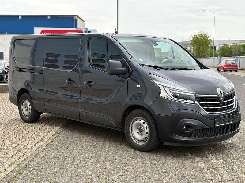 Second-hand Renault Trafic 170 CP (125 kW) 2021 Gri Monovolum