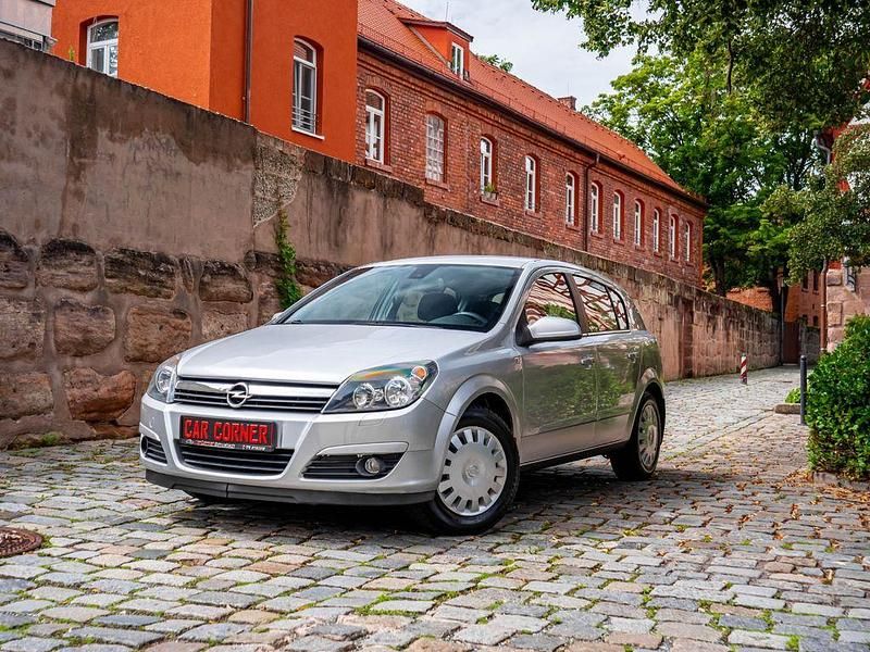 Silber Gebraucht 2004 Opel Astra Edition Limousine | 1.999 € (Fairer Preis) - Bild 1/4